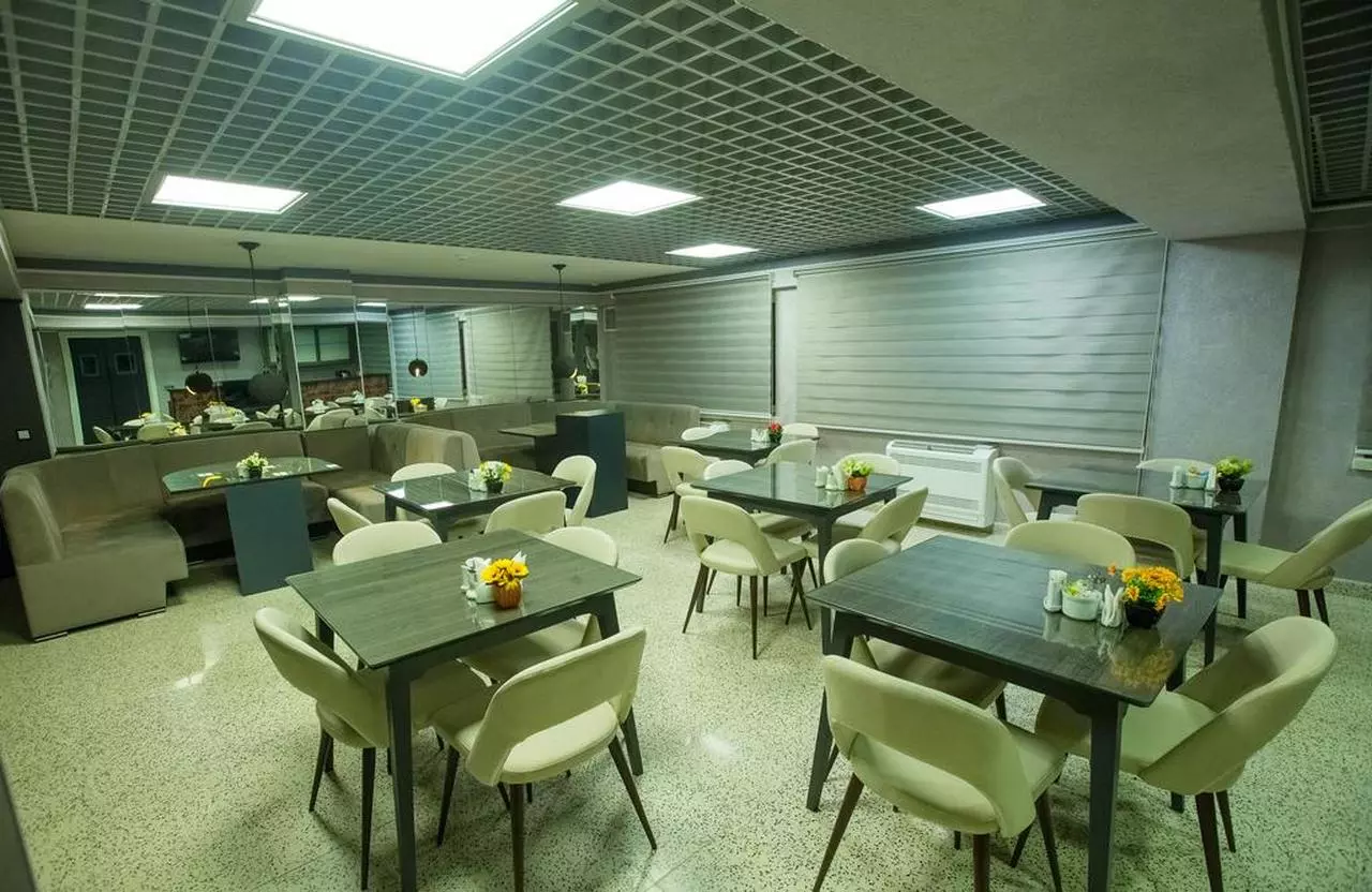 DONDAR_SHABAVIZ (10).jpg